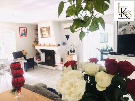 villa 4 pièces 136 m²