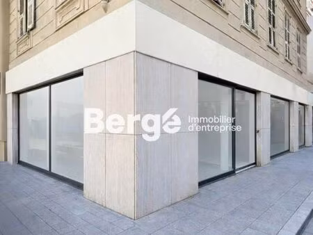 local commercial 147 m²