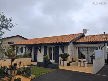 maison plain pied avec piscine