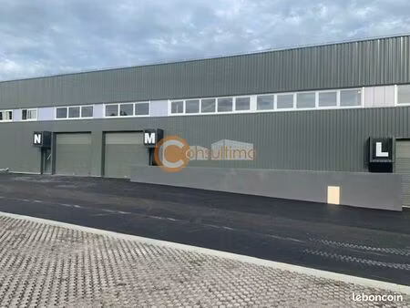 local d'activité 222 m²