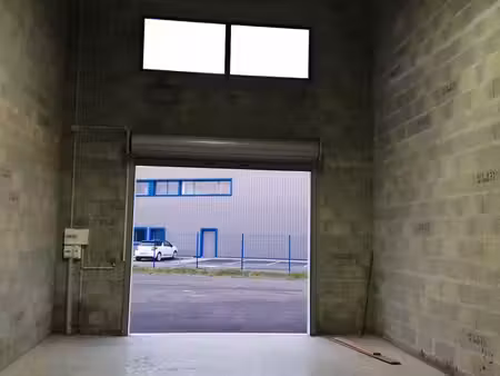 stockage / bureau / dépôt 50 m2