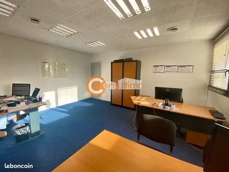 bureaux 220 m²