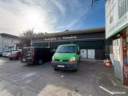 local commercial 160 m² talence