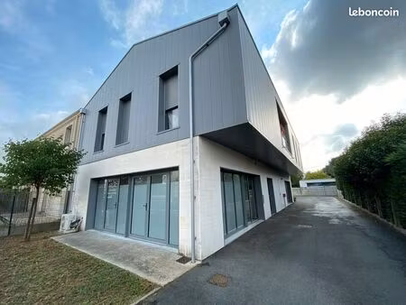 local commercial 53 m²