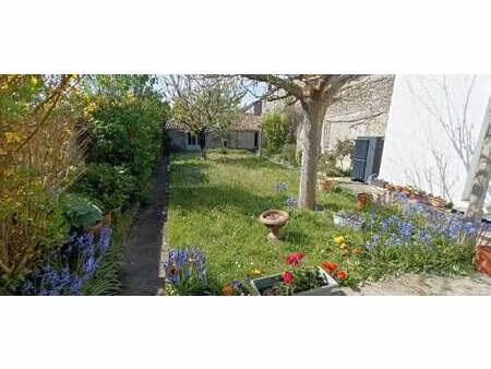 vente maison à bouin (85230) : à vendre / 115m² bouin
