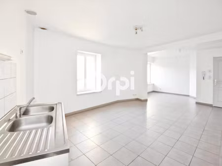 location appartement 2 pièces 44 m² à larajasse (69590)  390 €