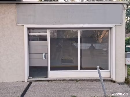 andernos local commercial 34m2 boulevard principal