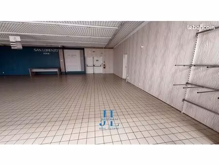 local commercial 292 m²