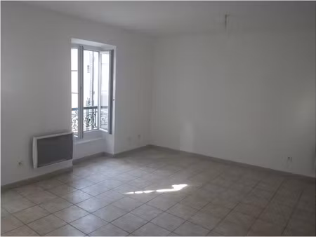 location appartement 2 pièces 35 m² à ales (30100)  440 €