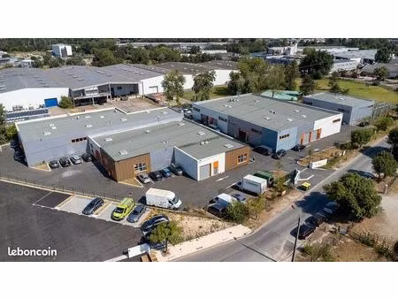 local d'activité 150 m²