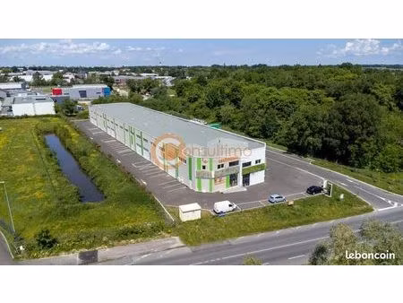 local d'activité 145 m²