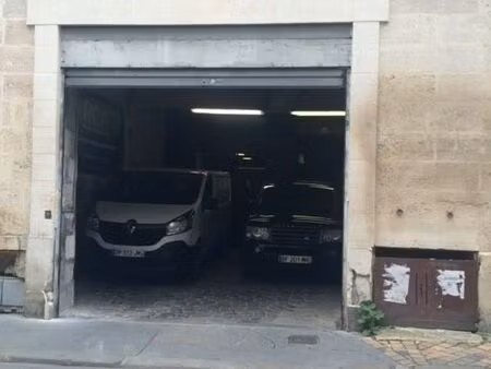 local entrepôt commerce bureau