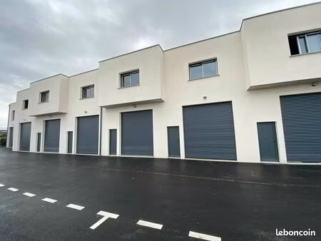 local d'activité 570 m²