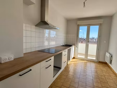 location appartement 3 pièces 84 m² à agen (47000)