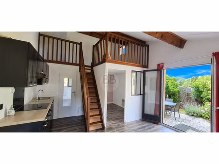 bordure domaine de saint-endréol  bastidon avec jardin