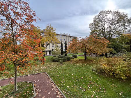 appartement saint-cloud / 6 pièces 105 34 m2 / emplacement idéal et gros potentiel