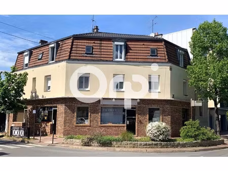 location appartement  m² t-2 à saint-maur-des-fossés  1 050 €