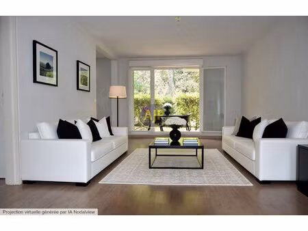 grand t4 exposé sud avec vue bois