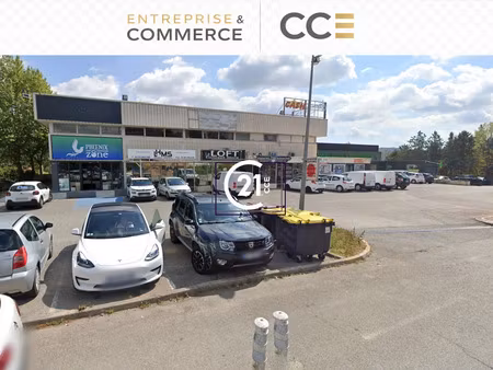 location commerce 120 m² à grasse (06130)