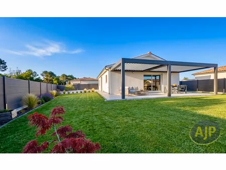 vente maison 4 pièces 90 m² arsac (33460)