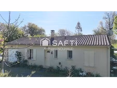 pavillon plain-pied  avec grand terrain de 5000m²