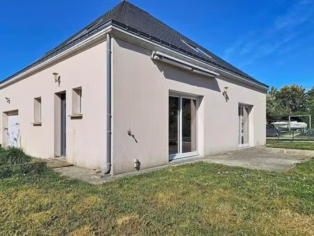 riantec : maison atypique de 2010