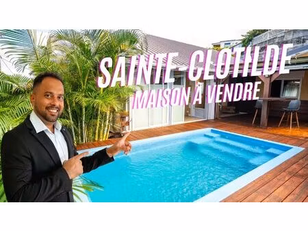 maison familiale vue mer à sainte-clotilde
