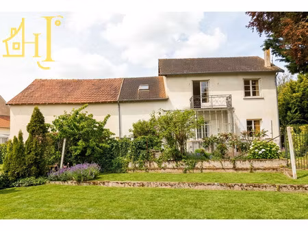 maison comprenant deux logements