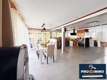 villa piscine - 145m2 - excellent état