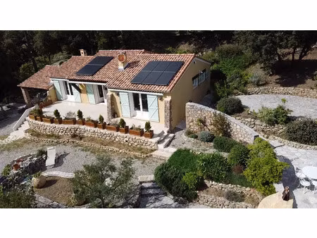 vente maison 4 pièces 93 m² tourtour (83690)