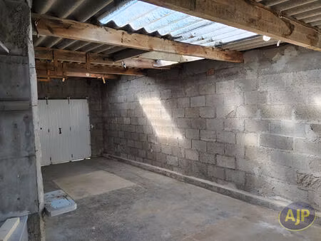 parking / box saint nazaire 40 m2