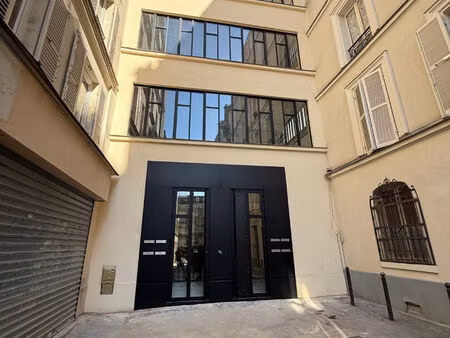 local commercial de 1129.89 m² + terrasse 267.67 m²