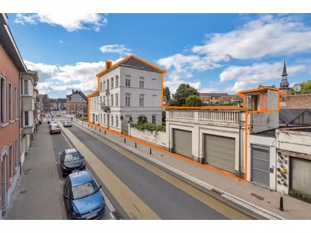 imposante herenwoning met diverse mogelijkheden