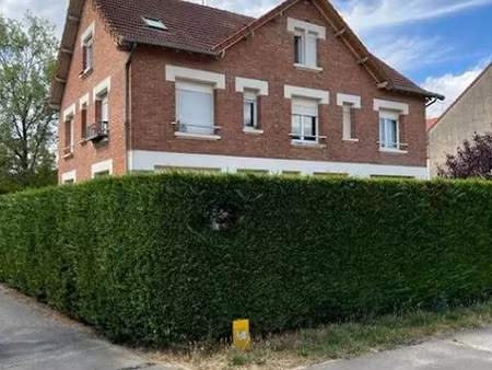 location appartement 2 pièces 42 m² à le perray-en-yvelines (78610)  800 €