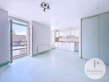 location appartement 2 pièces à questembert (56230) : à louer 2 pièces / 31m² questembert