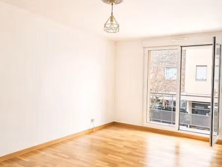 location appartement 3 pièces 60 m² à montereau-fault-yonne (77130)  850 €