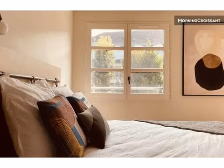 location meublée appartement 2 pièces 52 m² à compiegne (60200)  1 400 €