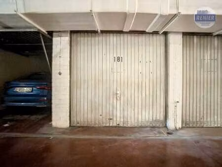 à vendre garage box 12m2 à anderlecht