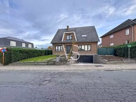 superbe villa 4 chambres avec jardin & garage!