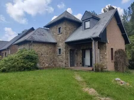 charmante maison 4 façades avec jardin et garage à meux