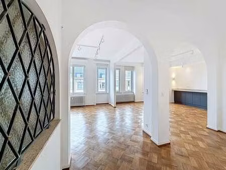 vergote  appart rénové 3ch + terrasse