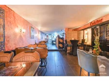 rez de chaussée commercial avec terrasse à vendre à ixelles