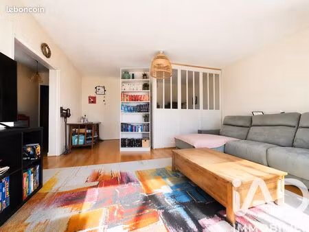 appartement 2 pièces 63 m²