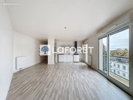 appartement 3 pièces 64 m²