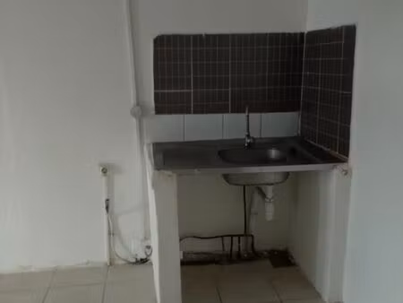 1 pièce disponible immédiatement