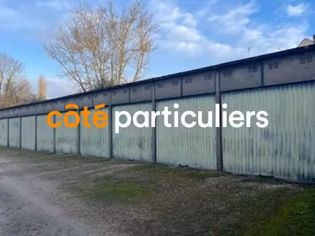 location parking 12.23 m² à linas (91310)  85 €