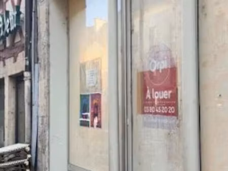 location locaux professionnels 84 m² à dijon (21000)  2 850 €