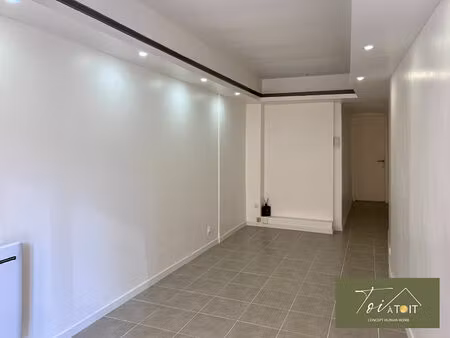 local commercial gap centre !