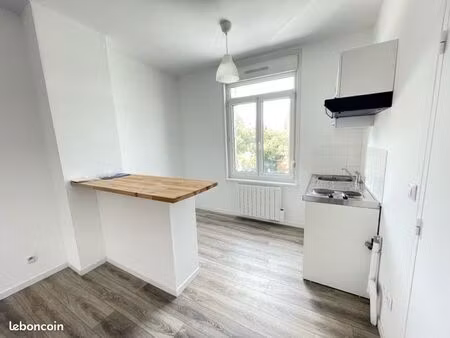studio 1 pièce 26 m²