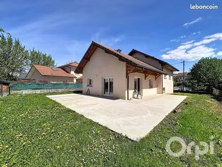 maison 5 pièces 174 m²